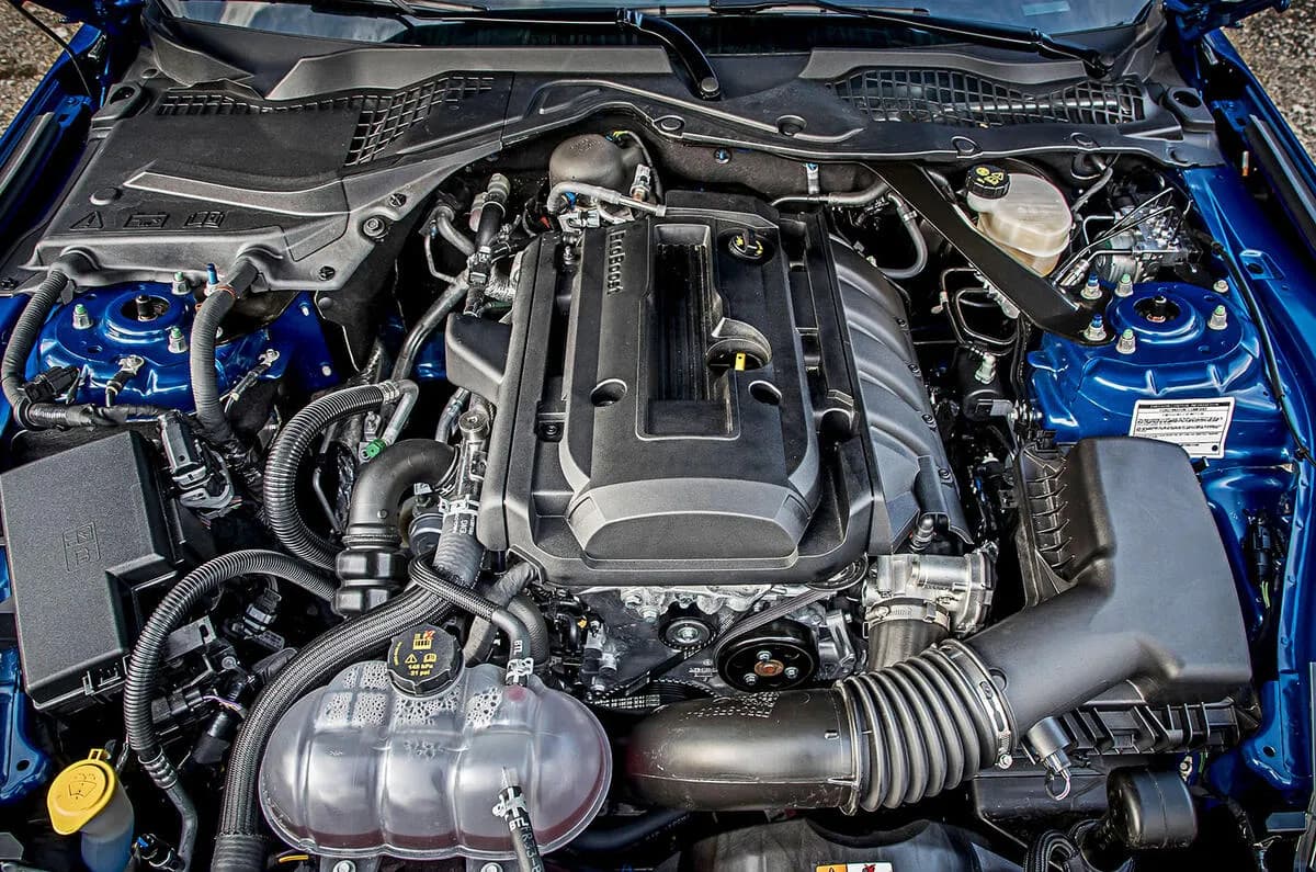 Mustang 2.3 EcoBoost z zawieszeniem Koni: czy warto? Osiągi i komfort jazdy