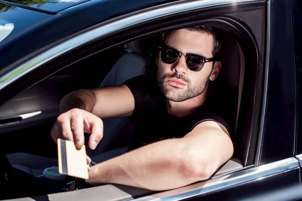 Karta kierowcy do czego potrzebna? Uniknij wysokich kar i problemów